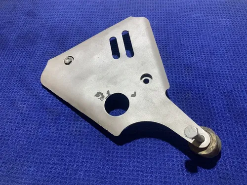 1998 YZ 125 WORKS CONNECTION FRAME PROTECTOR GUARD PLATE COVER SHIELD YAMAHA YZ