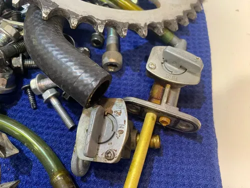 1998 YZ125 OEM YAMAHA MISC FRAME HARDWEAR BOLTS YAMAHA YZ125 OEM HARDWEAR YZ #2