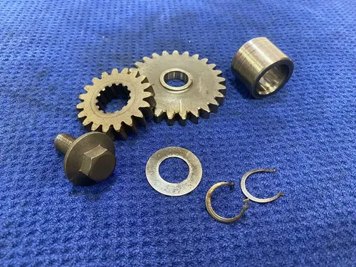 2001 YAMAHA YZ 125 OEM IDLE & PRIMARY GEAR OEM YAMAHA YZ125 PRIMARY IDLE GEARS