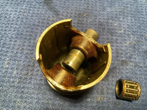 1997-2001 YAMAHA YZ80 PISTON AND PIN ASSEMBLY YAMAHA YZ80 PISTON RINGS