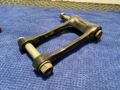 2015 YZ125 OEM YAMAHA REAR LINKAGE & KNUCKLE ASSEMBLY OEM LINKAGE 2015 YZ125
