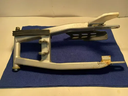 2003 YAMAHA TTR125 TTR125E SMALL WHEEL OEM SWINGARM SWING ARM SUSPENSION ARM #2
