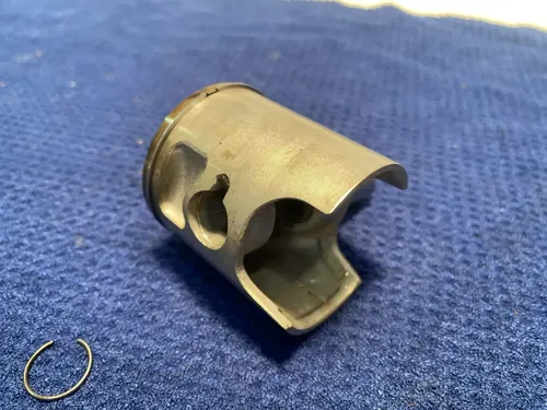 2003 Yamaha YZ85 OEM PISTON PIN CLIP ASSEMBLY YZ85 YAMAHA TOP END KIT 2003
