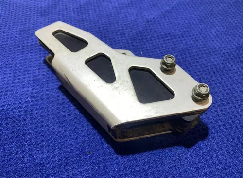 1999 Suzuki RM250 Chain Guide Guard Protector Slide OEM Silver Swingarm RM 250