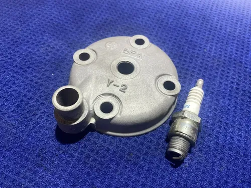 2007 Yamaha YZ85 YZ 85 OEM CYLINDER HEAD FOR BIG BORE YZ85 YAMAHA SPARK PLUG OEM