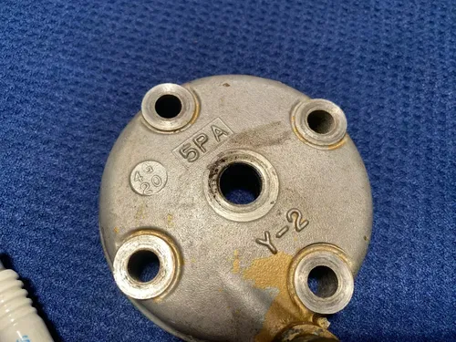 2007 Yamaha YZ85 YZ 85 OEM CYLINDER HEAD FOR BIG BORE YZ85 YAMAHA SPARK PLUG OEM