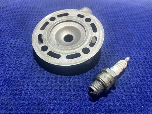 2007 Yamaha YZ85 YZ 85 OEM CYLINDER HEAD FOR BIG BORE YZ85 YAMAHA SPARK PLUG OEM