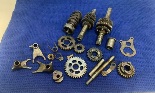 1998 HONDA 96-07 CR80R CR85R OEM TRANSMISSION TRANNY TRANS SHIFT FORKS GEARBOX