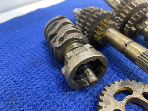 1998 HONDA 96-07 CR80R CR85R OEM TRANSMISSION TRANNY TRANS SHIFT FORKS GEARBOX