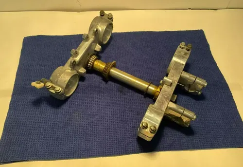 2000 Yamaha YZ 250 Front Fork Clamps Upper & OEM Lower Triple Tree ASSEMBLY