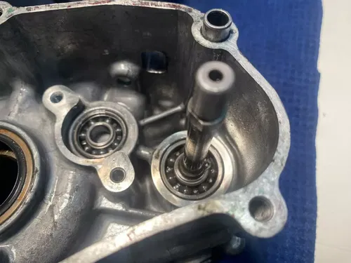 1996 - 2000 Suzuki Rm125 Oem Crankcase Bottom End Engine Cases OEM SUZUKI RM125