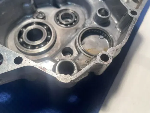 1996 - 2000 Suzuki Rm125 Oem Crankcase Bottom End Engine Cases OEM SUZUKI RM125