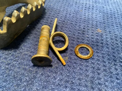 2000 Suzuki RM 125 Foot Pegs Left Right 43551-36E40-019 2000-2002 OEM SUZUKI RM