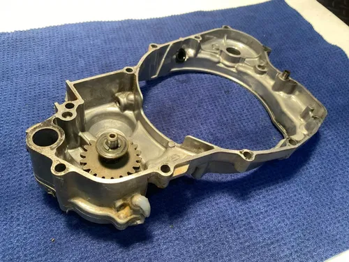 2000 YZ250 YAMAHA OEM INNER CLUTCH COVER OEM YAMAHA COVER YZ250 2000 YZ OEM