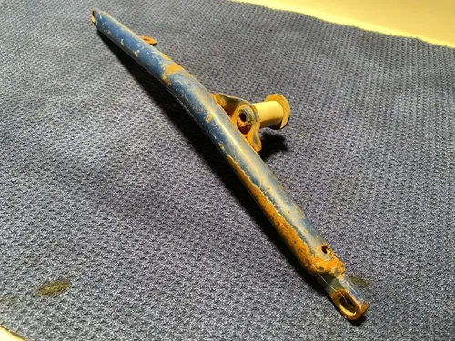 YAMAHA YZ80 Subframe Sub Frame Support Frame Fitting 1997 OEM SUB FRAME