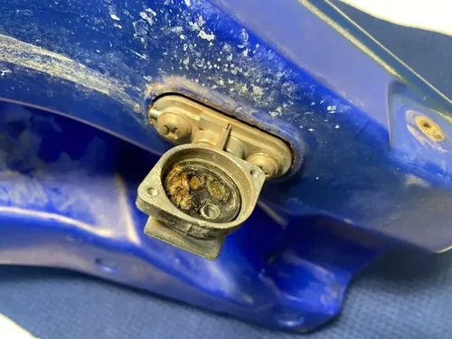 00-2007 YAMAHA TTR 125 OEM GAS TANK FUEL CELL PETROL RESERVOIR OEM TTR125