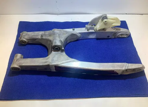 1998 - 2002 CR80R CR80 R REAR SUSPENSION ARM WHEEL SUPPORT SWINGARM 03 - 07 CR85