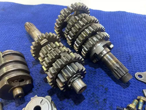 1998 YAMAHA YZ 125 YZ125 TRANSMISSION ENGINE MOTOR OEM GEARS ASSEMBLY OEM YAMAHA
