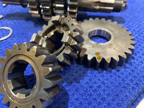 96-00 1999 RM250 RM 250 OEM Transmission Main Counter Shaft Gears Gear Box Shift