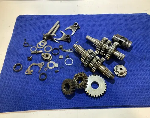 96-00 1999 RM250 RM 250 OEM Transmission Main Counter Shaft Gears Gear Box Shift