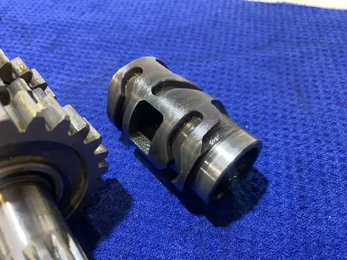 96-00 1999 RM250 RM 250 OEM Transmission Main Counter Shaft Gears Gear Box Shift