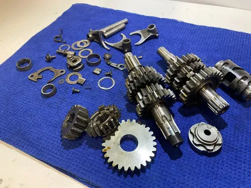 96-00 1999 RM250 RM 250 OEM Transmission Main Counter Shaft Gears Gear Box Shift