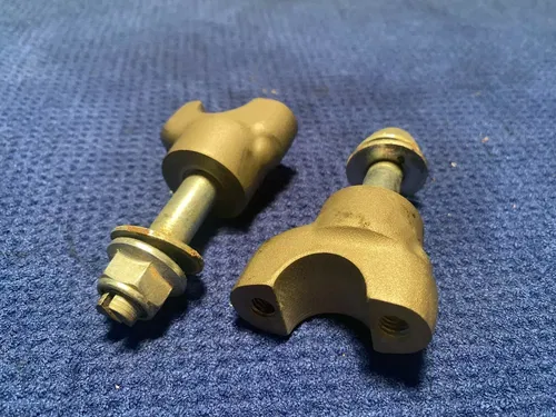 2006 YAMAHA BAR MOUNTS TRIPLE CLAMP BAR MOUNTS LOWER OEM YAMAHA YZ125 06
