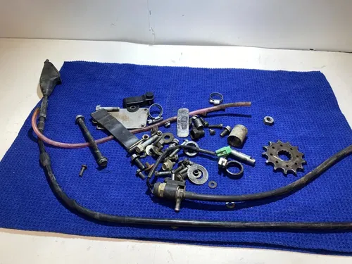 1999 RM 250 OEM SUZUKI MISC FRAME & MOTOR HARDWEAR BOLTS SUZUKI OEM HARDWEAR RM