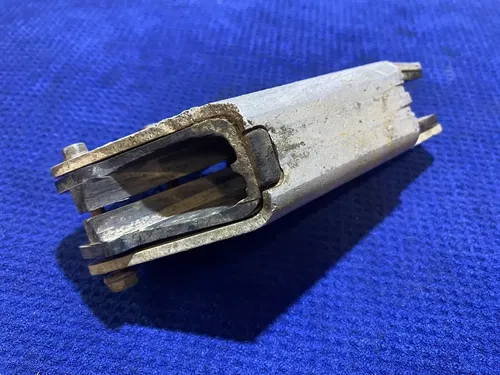 1998 98-02 YZ125 YZ250 OEM CHAIN GUIDE GUARD SLIDER COVER TRUST 4XM-22128-00-00