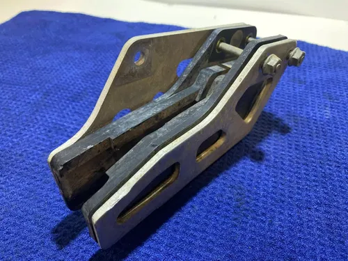 1998 98-02 YZ125 YZ250 OEM CHAIN GUIDE GUARD SLIDER COVER TRUST 4XM-22128-00-00