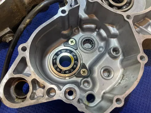 1998 YAMAHA YZ125 YZ 125 OEM LEFT & RIGHT SIDE ENGINE MOTOR CRANKCASES OEM YZ125