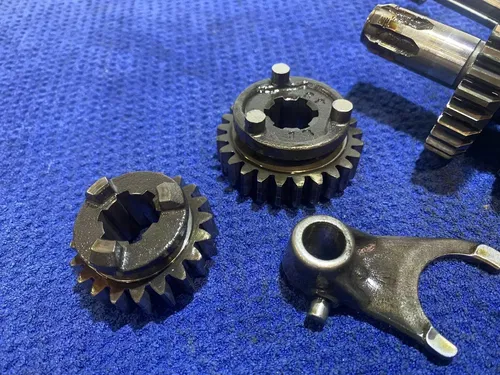 02-09 Kawasaki KLX110 OEM ENGINE TRANSMISSION TRANNY ASSEMBLY GEARS SHIFT DRUM 6