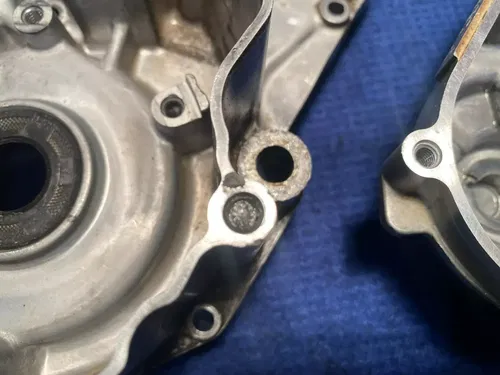 2000 YAMAHA YZ250 OEM RIGHT & LEFT ENGINE MOTOR CRANKCASE CRANK CASE SET BLOCK