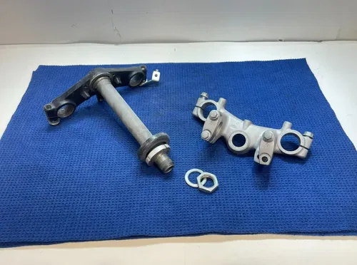 2005 KLX110 TRIPLE CLAMP CLAMPS TREE TREES GENUINE OEM KAWASAKI KLX110 2002-2009