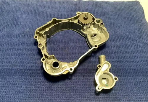 02-18 2003 YZ85 YZ 85 OEM Inner Outer Clutch Cover Water Pump Right Case Housing