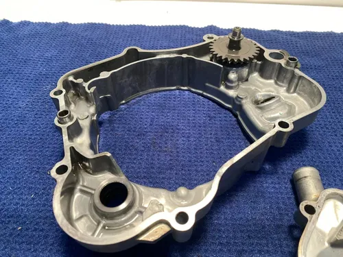 02-18 2003 YZ85 YZ 85 OEM Inner Outer Clutch Cover Water Pump Right Case Housing