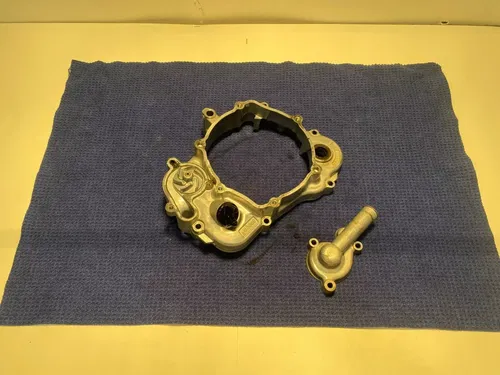 02-18 2003 YZ85 YZ 85 OEM Inner Outer Clutch Cover Water Pump Right Case Housing