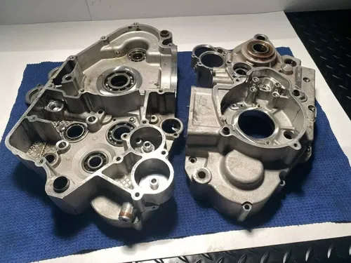 2004 KTM 525 EXC ENGINE CASES LEFT & RIGHT OEM KTM 525 CASES OEM CASES