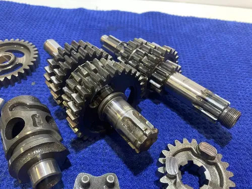 2007 KAWASAKI KX85 OEM ENGINE TRANSMISSION TRANNY ASSEMBLY GEARS OEM KX 85