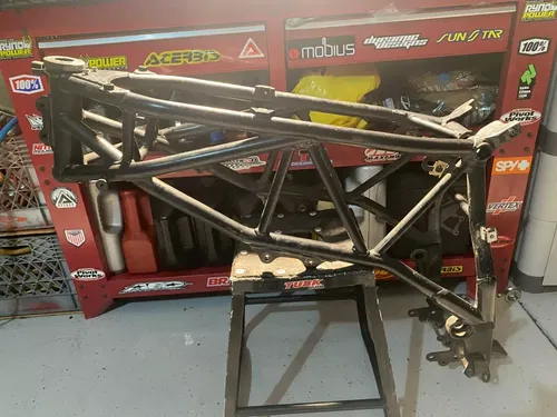 2005 KTM 950 ADVENTURE OEM MAIN FRAME CHASSIS 950 KTM ADVENTURE FRAME CLN TITL