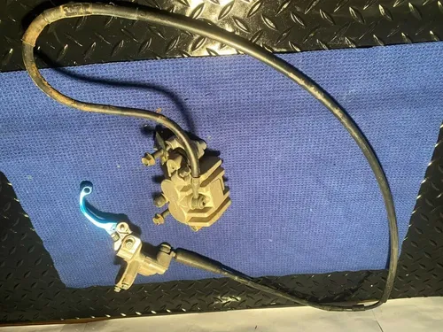 2004 YZ125 Front Brake Assembly OEM Caliper Hose Yamaha YZ 125