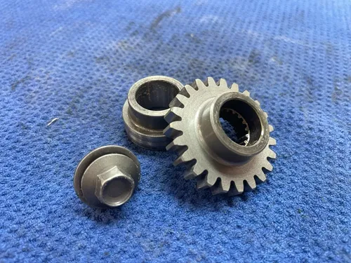 1996 SUZUKI 93-95 RM250 89-98 RMX250 OEM ENGINE PRIMARY MAIN DRIVE GEAR & SPACER