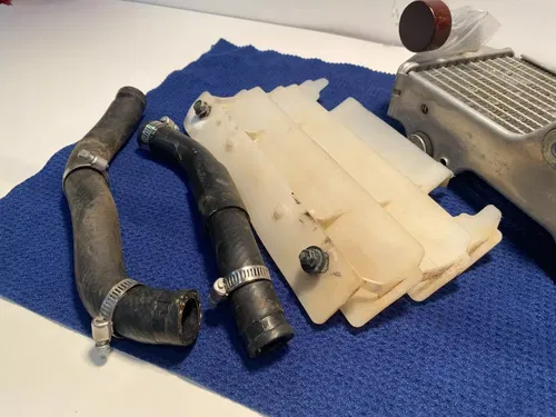 2003 Yamaha YZ85 RADIATOR & HOSE ASSEMBLY WITH OEM GUARD OEM YAMAHA YZ 85