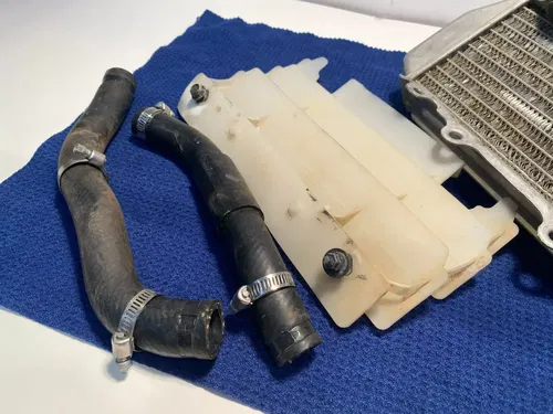 2003 Yamaha YZ85 RADIATOR & HOSE ASSEMBLY WITH OEM GUARD OEM YAMAHA YZ 85