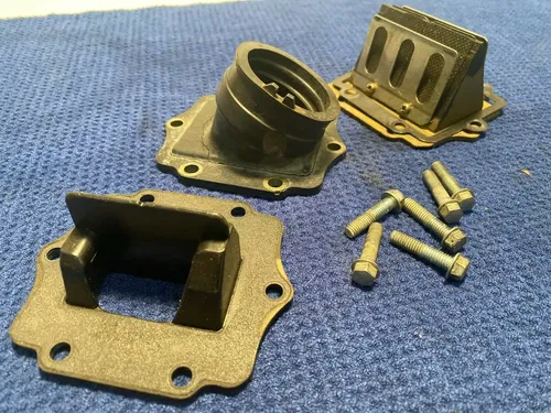 2002- 1997-2002 KAWASAKI KX125 INTAKE REED BLOCK & BOOT ASSEMBLY 12021-1116 KX