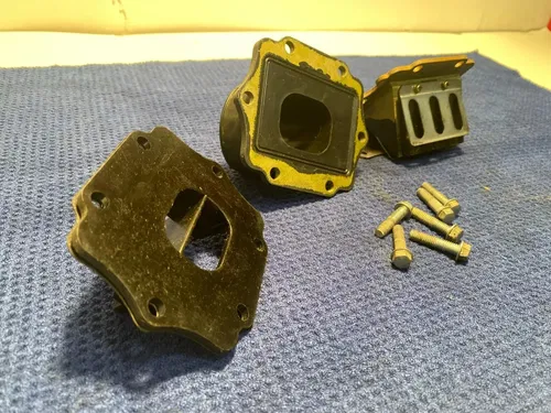 2002- 1997-2002 KAWASAKI KX125 INTAKE REED BLOCK & BOOT ASSEMBLY 12021-1116 KX