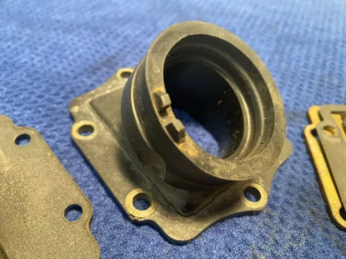 2002- 1997-2002 KAWASAKI KX125 INTAKE REED BLOCK & BOOT ASSEMBLY 12021-1116 KX