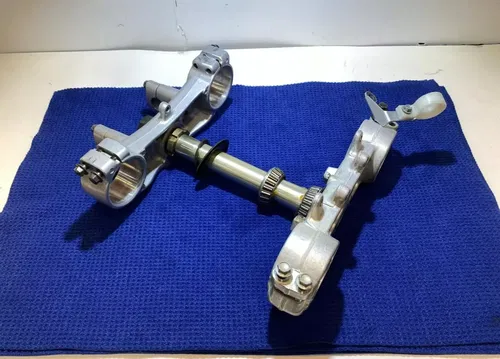 2001 01-03 Yamaha YZ125 YZ 125 OEM Triple Tree Clamp Steering Stem Upper Lower