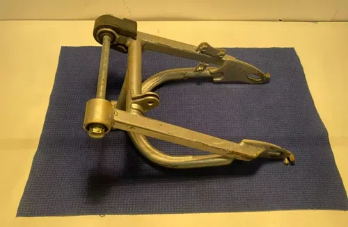 2006 OEM KAWASAKI KLX 110 SWING ARM OEM ARM OEM KAWASAKI 2006 OEM KLX110