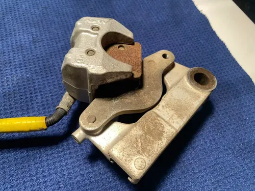 1993 - 2001 Yamaha YZ80 YZ 80 OEM REAR BRAKE ASSEMBLY MASTER CYLINDER CALIPER